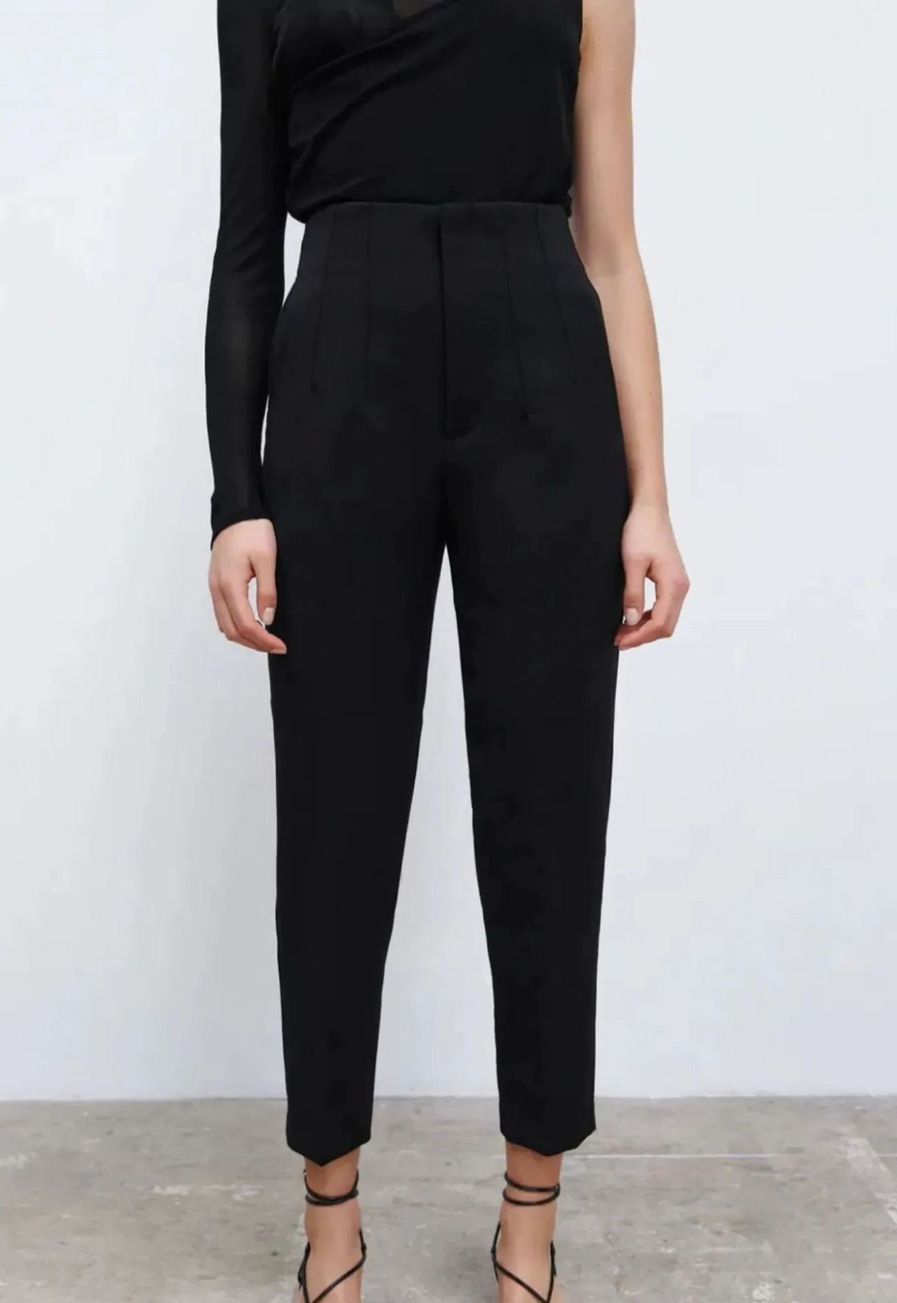 ๐โโ๏ธ Tailored Pleat High Waist Pants