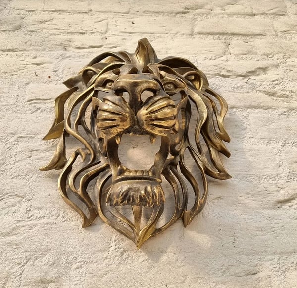RARE FIND LARGE LION HEAD WALL MOUNTED ART SCULPTURE🎁