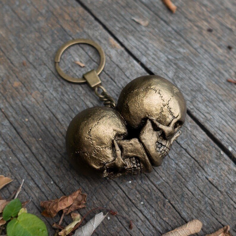 💕Unswerving till death-☠️Anatomical Skull Red Heart Pendant Keychain☠️