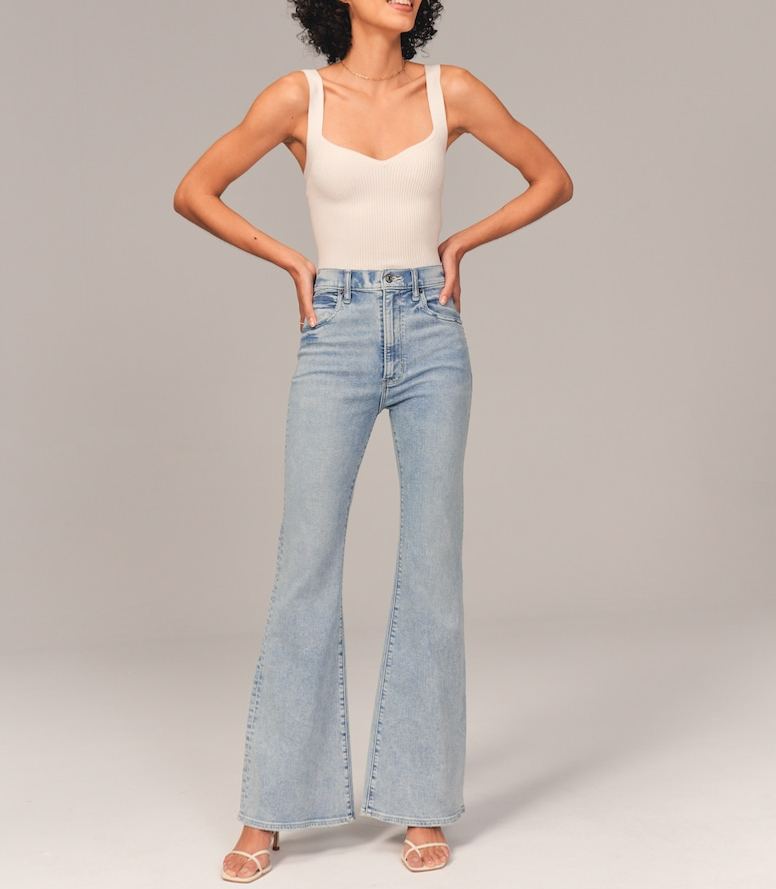 🎅🔥 Ultra High Rise Stretch Flare Jean