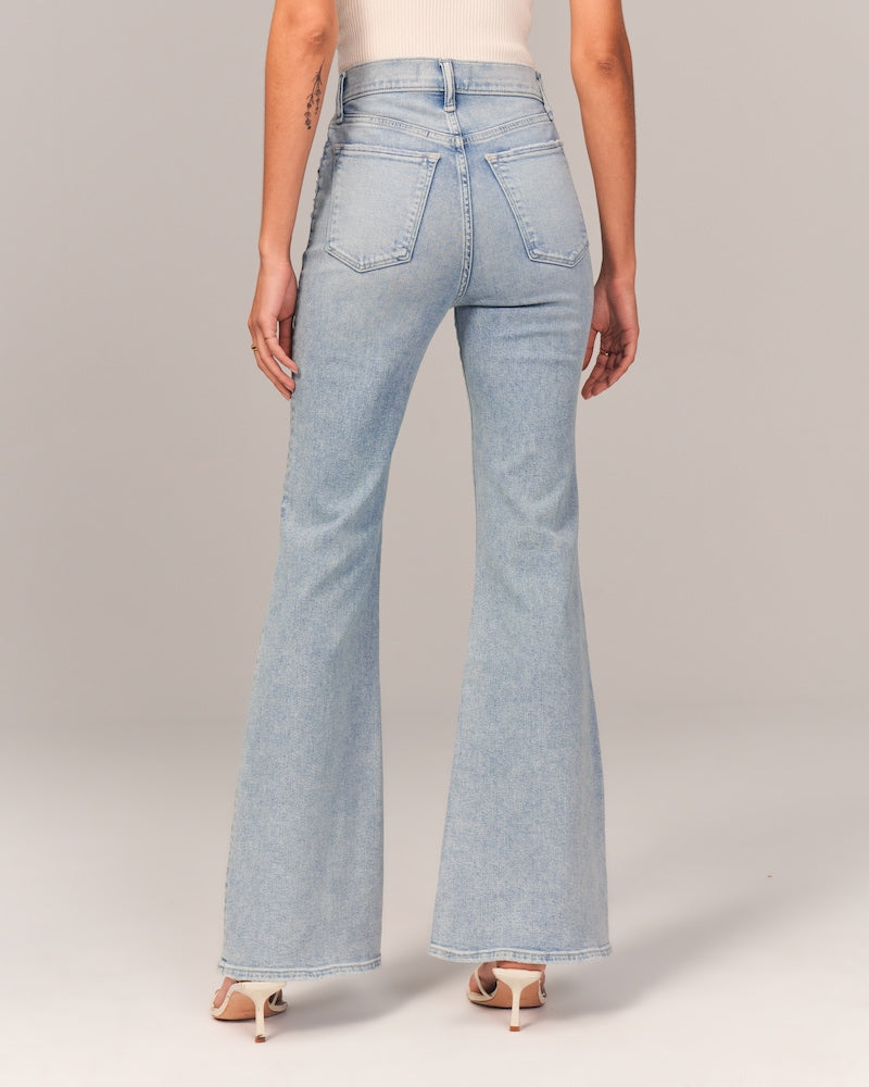 🎅🔥 Ultra High Rise Stretch Flare Jean