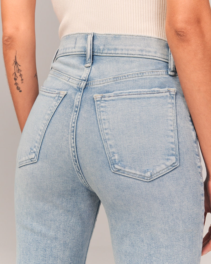 🎅🔥 Ultra High Rise Stretch Flare Jean