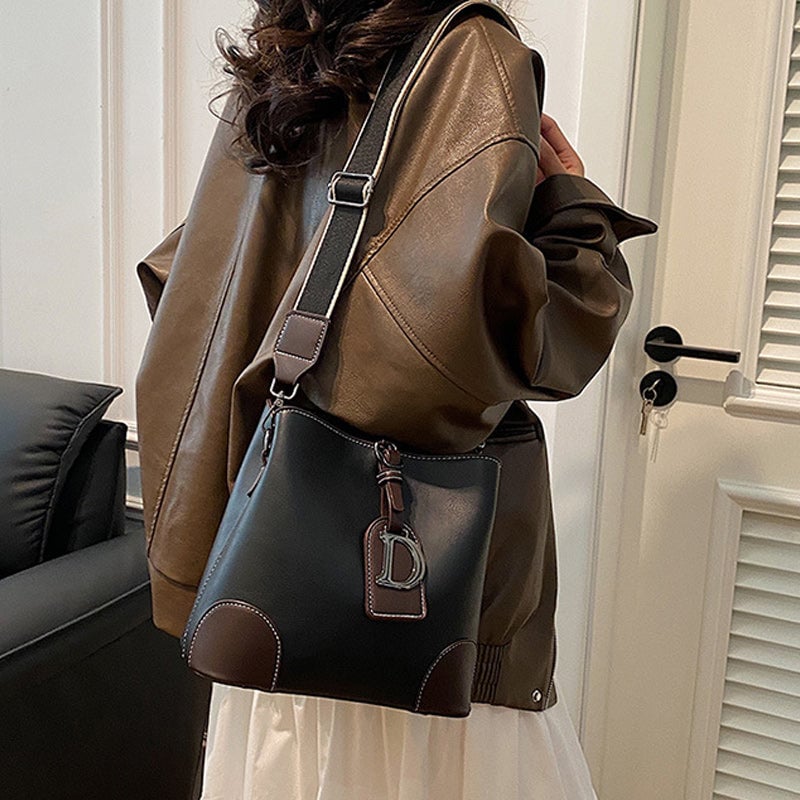 💥💗PU Leather Niche Women's Shoulder Bag👜