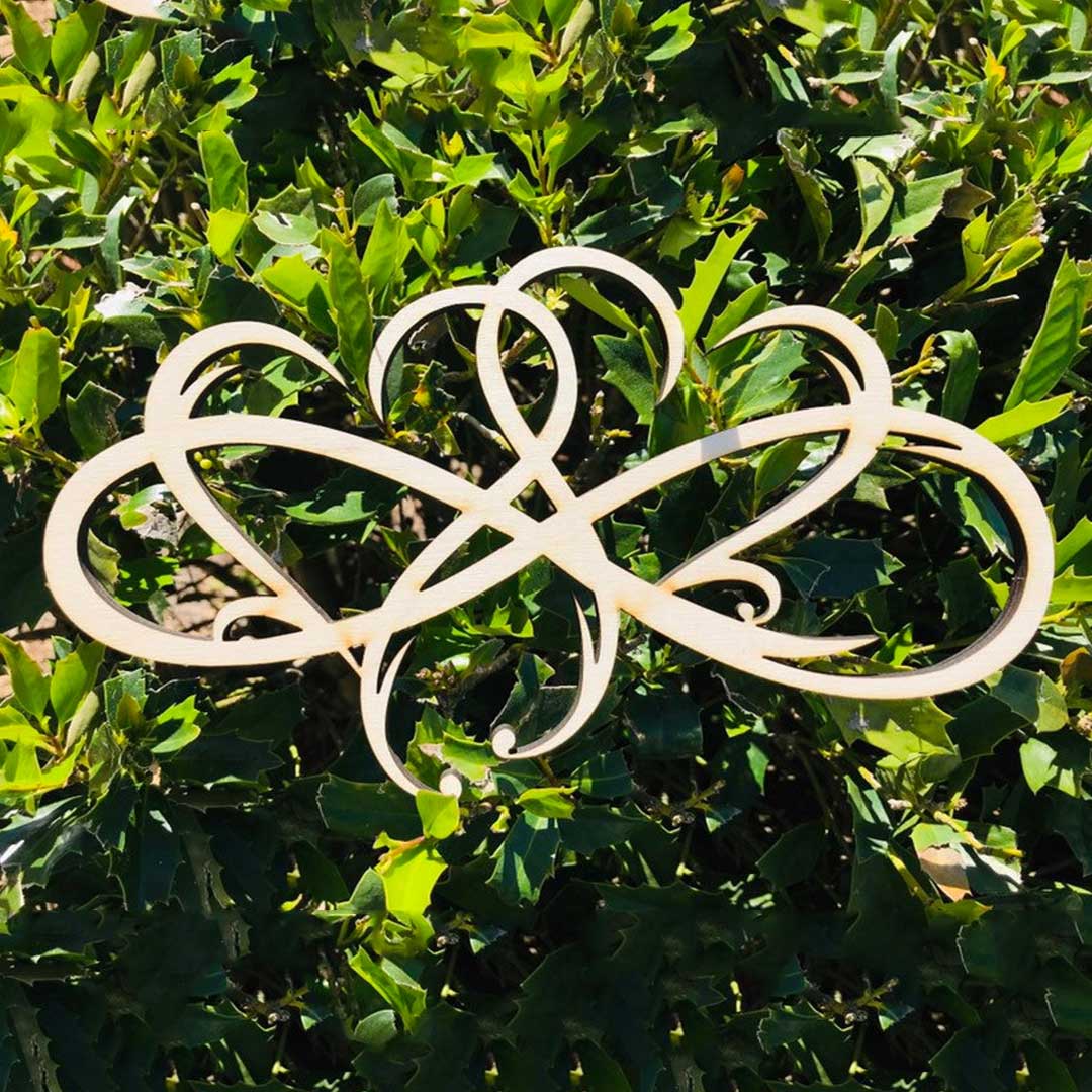 Double Infinity Heart Metal Home Decor